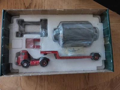 Corgi Layland Comet low loader &load - Image 1 of 4