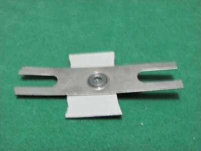 Vintage - Dinky Toys 135 - TRIUMPH  2000  Sospensioni originali  - Immagine 1 di 2