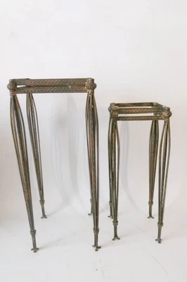 Juego de 2 mesas decorativas de metal vintage Foto 1 de 4