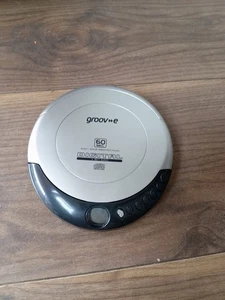 GROOVE PORTABLE CD PLAYER TESTED WORKING BARGAIN £10 - Picture 1 of 2