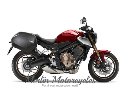 KIT MONTAJE HONDA CB650R CBR650R 2021-2023 + ALFORJAS CARBONO SHAD SH36 AL DÍA SIGUIENTE Foto 1 de 4