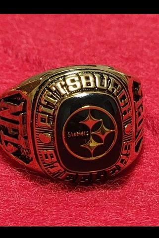 Pittsburgh Steelers Classic Goldplated NFL Ring Size 10.5 Cover