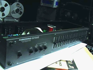 Audio Control Octave Graphic EQ - Picture 1 of 3