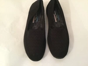 Skechers Relaxed Fit Memory Foam Loafers Slip-On, Women's Size 7.5, Black - Picture 1 of 9