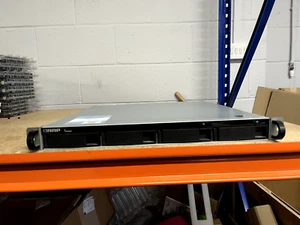 TS-463U-RP QNAP 4 Baies NAS 4Go Mémoire avec Oreilles Rack + Carte SFP Inc TVA, Garantie - Photo 1/4
