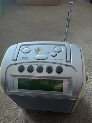 Radio Roberts RD5 DAB/FM RDS - Funciona en buen estado Foto 1 de 4