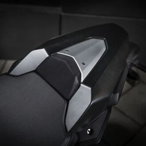 Honda CBR650R Pillion Seat Cover Black Aluminum Decor from Model 2019 - Picture 1 of 1