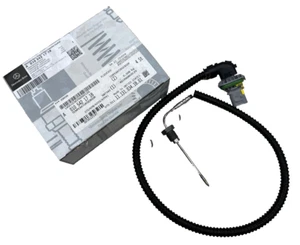Exhaust Gas Temperature Sensor A0105421718 fits Mercedes-Benz Actros MP4/MP5 - Picture 1 of 4