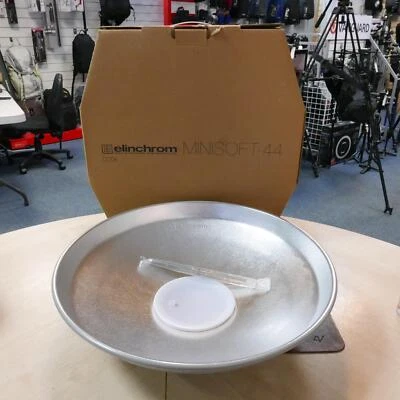 Used Elinchrom Minisoft 44cm Reflector - Silver - 12 Months Warranty - Image 1 of 3