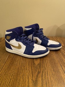 jordan 1 gold medal on feet