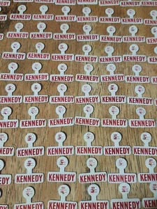 1960 JOHN F KENNEDY JFK Foldable Presidential Campaign Pin Button Political - Photo 1/8