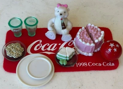 VINTAGE 1998 Coca-Cola Miniature Toy Picnic Set w/Bottle Key Chain and Blanket - Image 1 of 4