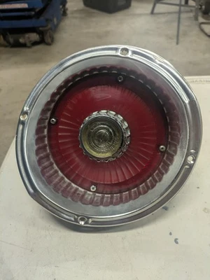 1964 年福特猎鹰尾灯总成。 硬顶,轿车,可转换,带备用 — 第 1/4 张图片