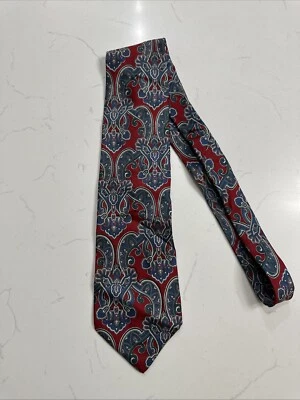 Oleg Cassini 100% Italian Silk Red Tie Made in USA - Image 1 of 4