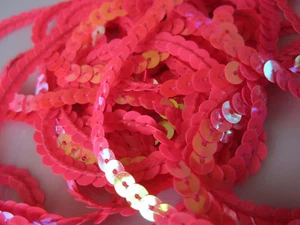 32 10/12ft Sequins Trims Tip Pink Washable 0,19€ / Meter - Picture 1 of 2