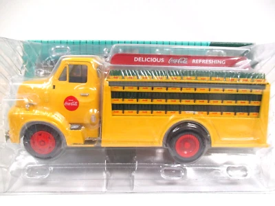 ERTL - COCA-COLA 1953 FORD C.O.E. DELIVERY BOTTLER'S TRUCK - 1/25 DIECAST BANK - Image 1 of 4