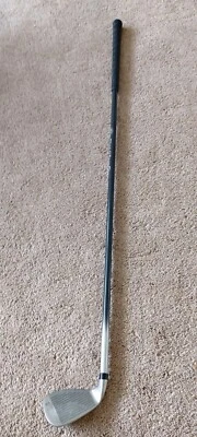 Wilson Staff Fat Shaft Regular Graphite Shaft 8 Iron UST Right Hand RH Golf Club - Image 1 of 4