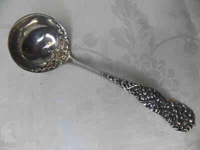 CONCHA DE MOLHO DE PRATA ESTERLINA ROCOCÓ DOMINICK & HAFF 6 1/4" SEM MONOGRAMA - Imagem 1 de 4