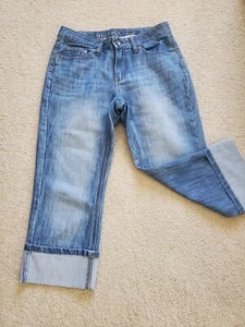 Merona Women's Size 8R Crop Fit 1 Cuffed Hem Blue Jeans - Picture 1 of 5
