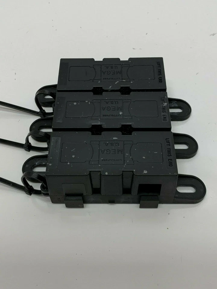 2004-2007 JAGUAR XJR  XJ8 REAR TRUNK POWER JUNCTION BOX USED OEM - Image 1 of 4