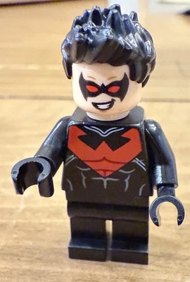 Lego Nightwing Minifigura Robin Batman sh0085 76011 CMF Lote Raro Héroes Retirados Foto 1 de 2