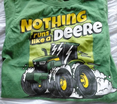 John Deere 三件套衬衫 4t、4 Wheeler & Lunch Bucket — 第 1/4 张图片