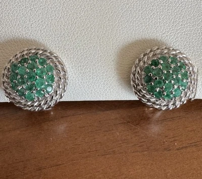 Pendientes perforados redondos Judith Ripka de plata de ley circonita verde Foto 1 de 4