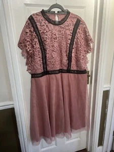 Abito midi Little Mistress rosa con pizzo nero nuovo con etichette taglia 26 - Foto 1 di 3