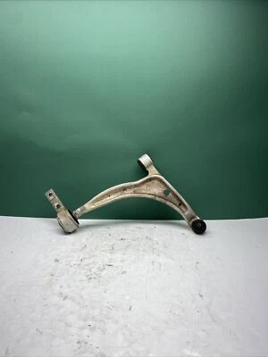 Braço de controle inferior dianteiro direito Nissan Maxima 2004-2008 fabricante de equipamento original - Imagem 1 de 4