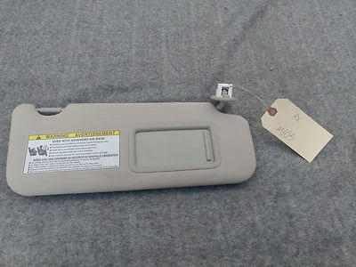 2010-2015 LEXUS RX350 RX450H PASSENGER RIGHT SUN VISOR SHADE M105 - Изображение 1 из 4
