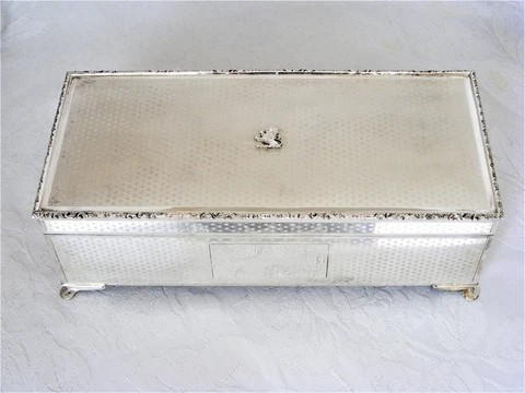 Stunning, Solid Silver Cigarette / Jewellery Box - Birmingham 1966 Cover