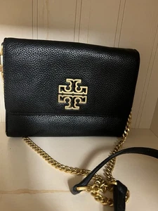 Tory Burch Women's Britten Chain Wallet Crossbody Bag (Pebbled Leather, Black) - Picture 1 of 6