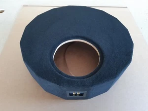 Reserverad Gehäuse inkl Stoffbezug für 20er Subwoofer - Bild 1 von 1