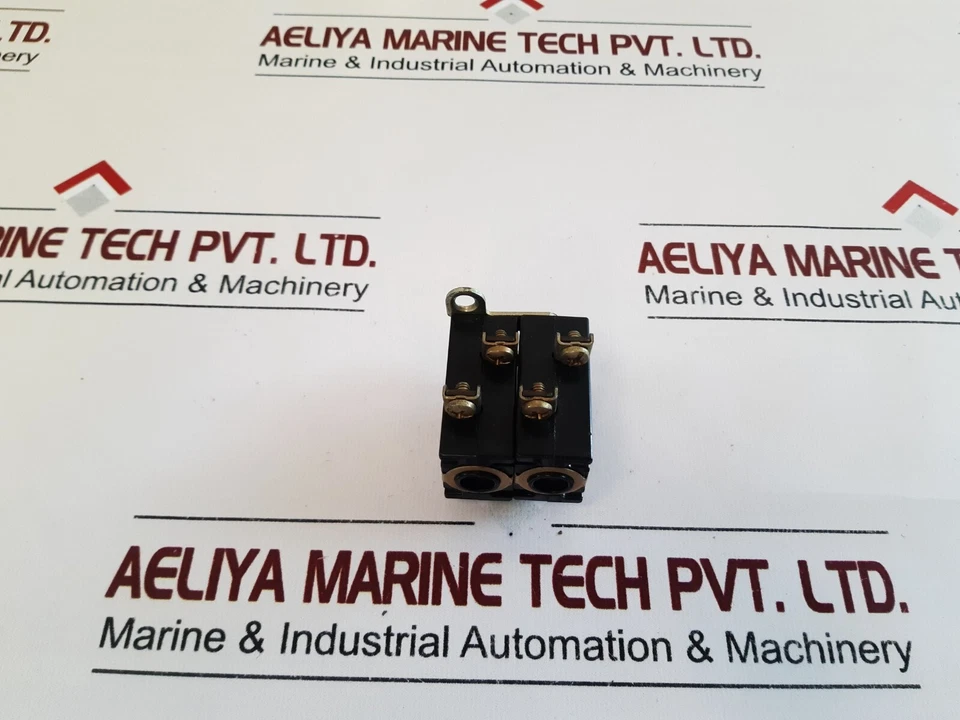 General electric cr2940u201 contact block - Image 1 of 4