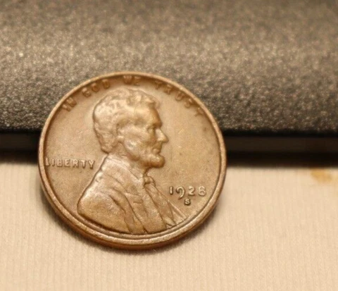 1928 S US Lincoln Cent 1c VG+ Cover