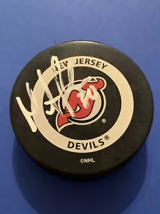 MARTIN BRODEUR (HOF) Signed Official Game Puck New Jersey Devils Autograph Auto - Picture 1 of 2