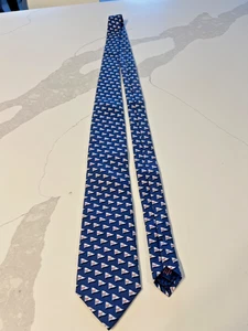 Vineyard Vines Whale Pennant Tie, Tied to a Cause - Picture 1 of 4