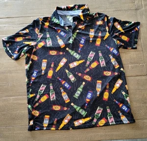 Camisa polo de golf Hawke & Co Performance para hombre AOP botellas de cerveza grandes con botones  - Imagen 1 de 11