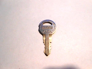 Seeburg USC 1 &2 Illinois R 291 Key - Picture 1 of 2