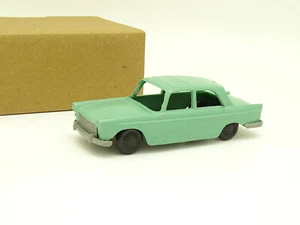 ECF Plástico SB 1/43 - Peugeot 404 Verde - Imagen 1 de 3