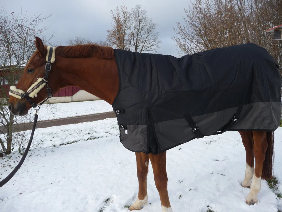 *1200 Denier WINTEROUTDOORDECKE  HIGHNECK*155 cm  Schwarz-Grau 300 gr.Füllung - Bild 1 von 1