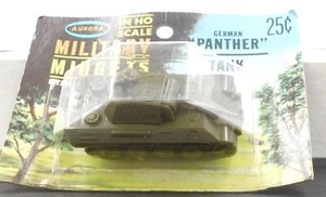 Aurora HO Scale German Panther Tank Mint on the Card - Picture 1 of 3