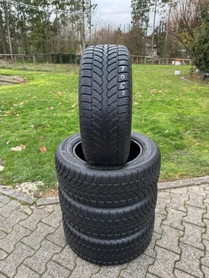 4x Bridgestone Blizzak LM-32 225/55 R16 99H XL M+S MO DOT2022 2x6,5 mm 2x5 mm EXCELENTE - Imagen 1 de 4