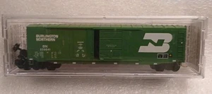 BURLINGTON NORTHERN 239541 Standard Box Car 50' w/Plug Slidi\076 00 090/n-scale - Picture 1 of 9