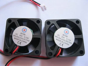 2 pz Ventilatore Brushless DC Raffreddamento 5 Pale 3010S 24V 30x30x10mm 2pin Manicotto Cuscinetto - Foto 1 di 4