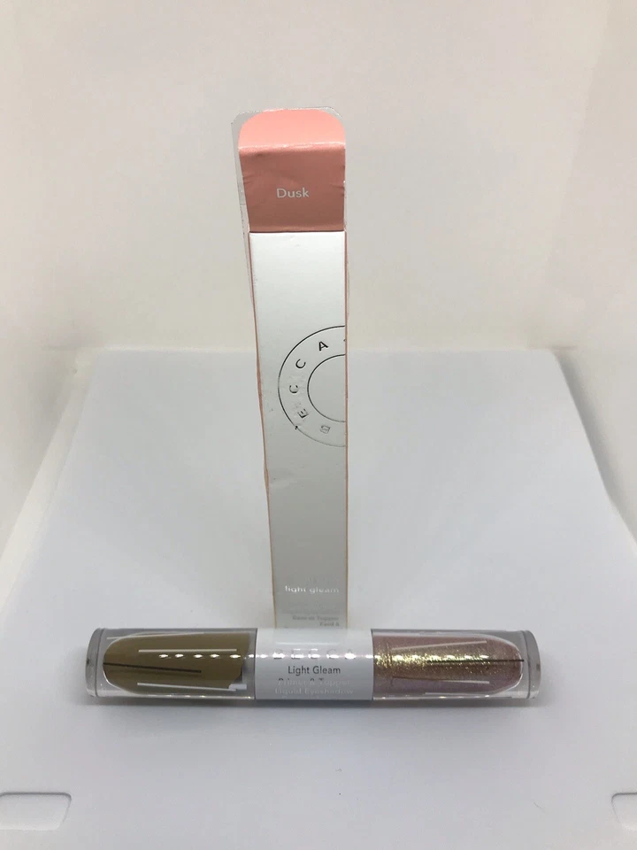 Becca Cosmetics Light Gleam Primer & Topper Liquid Eyeshadow Dusk
