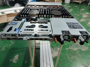 Serveur Dell PowerEdge R640 12x2,5" avec 2 processeurs Intel 6138 / 128 Go RAM / 1T SSD / H730 - Photo 1/1