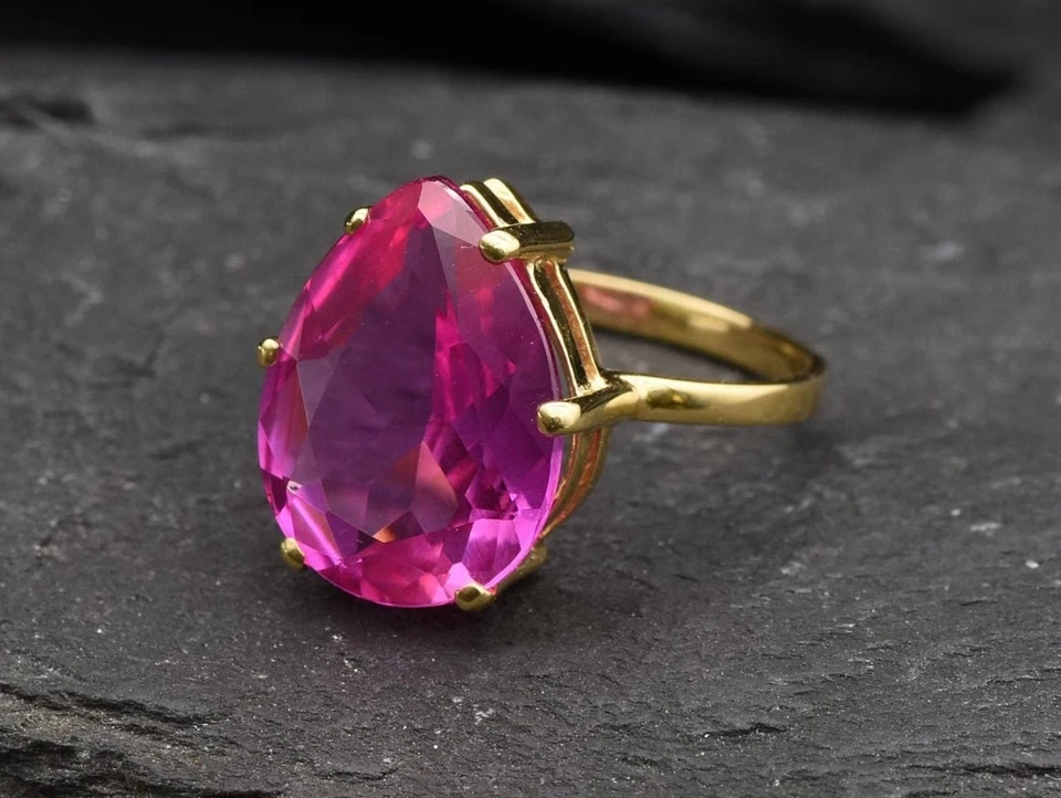 7.50 Ct Pear Natural Alexandrite & Diamond Wedding Ring 14K Yellow Gold Size 8 - Image 1 of 4