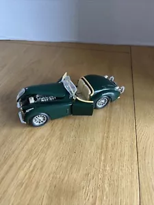 Burago 1948 Jaguar XK 120 Roadster 1:24 - Picture 1 of 5