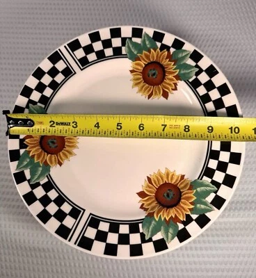 2 Dinner Plates Serving Main Course Yellow Sunflower Black & White Checkerboard - Image 1 of 4